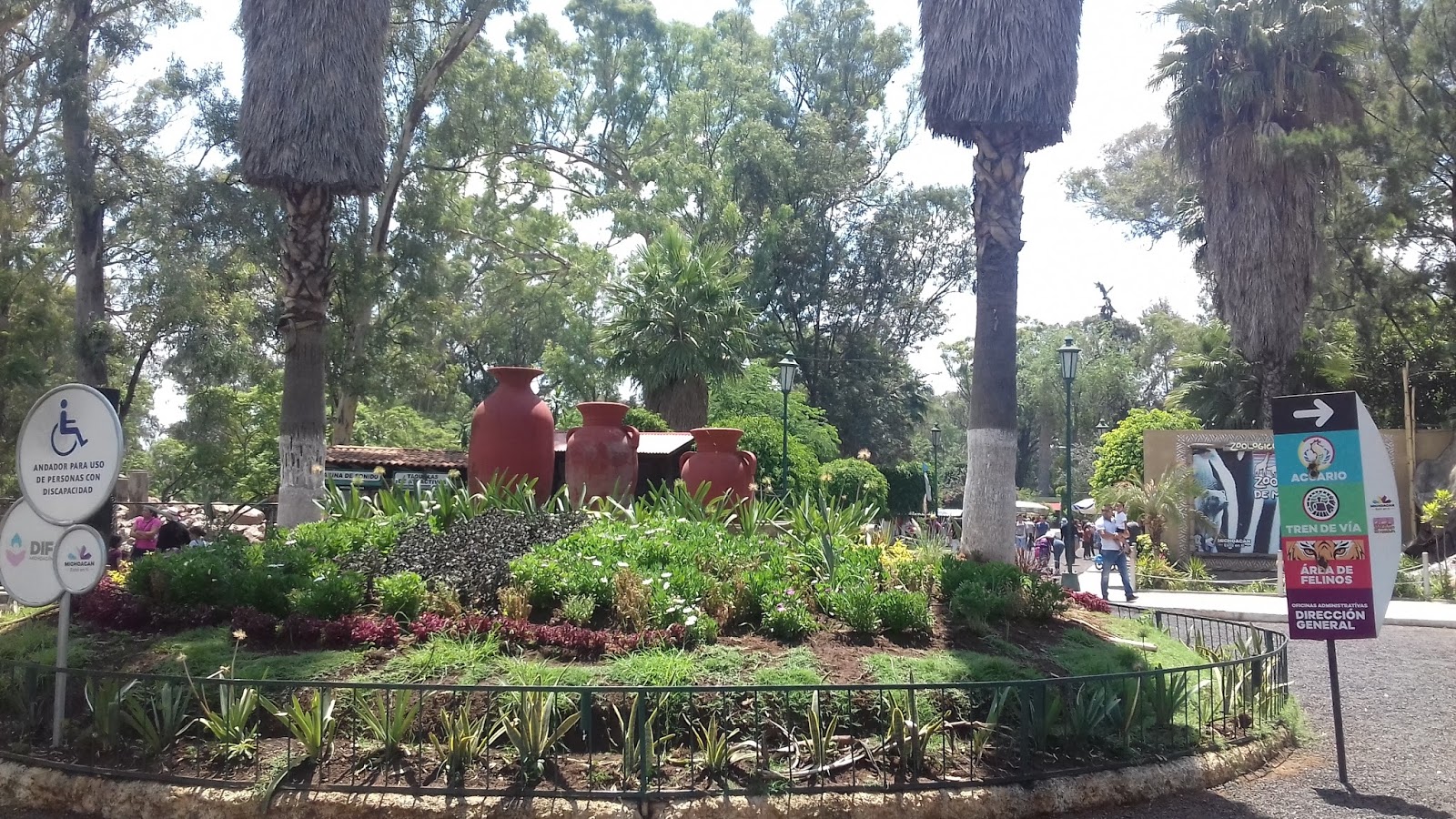 ZOOLÓGICO DE MORELIA, MICHOACÁN CIENCIA, SALUD Y MEDIO AMBIENTE