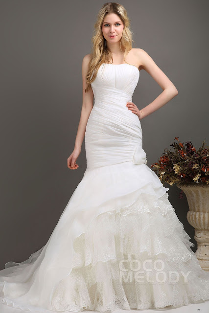 http://www.cocomelody.com/trumpet-mermaid-ivory-chapel-train-strapless-organza-wedding-dress-cwlt130e2.html