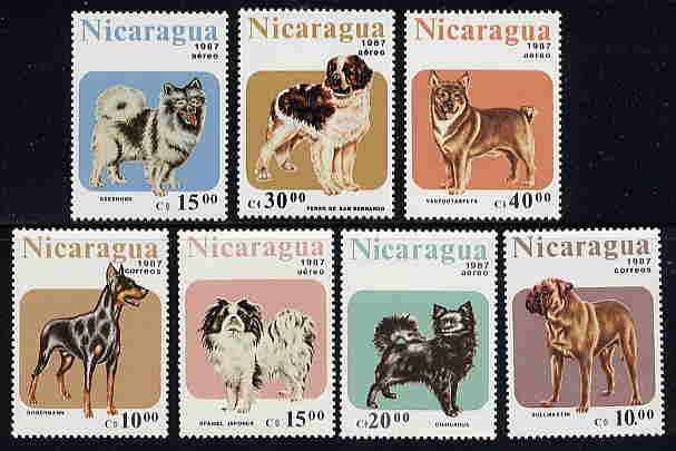 1987年ニカラグア共和国　キースホンド　セント・バーナード　West Gotha Spitz（スピッツ） ドーベルマン　狆　チワワ　ブル・マスティフの切手
