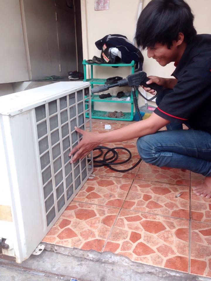 Tips Cara Mudah Merawat AC Split