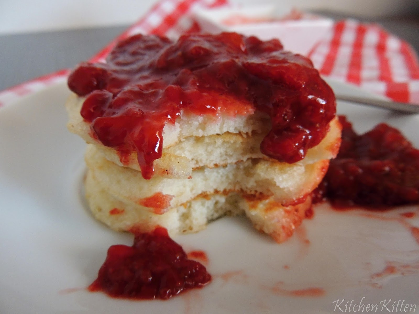 Lívance z kynutého těsta KitchenKitten