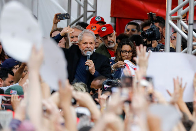 Liberação do ex presidente Lula
