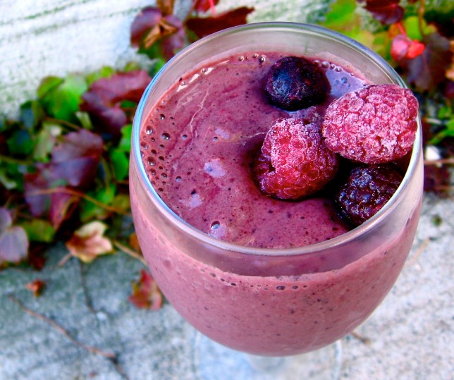 Frozen Fruit Smoothie breakfast drinks