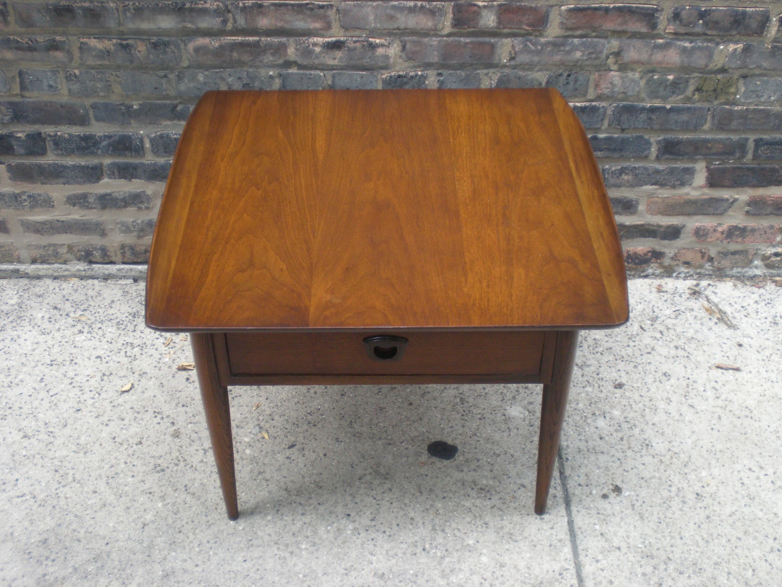 Mid Century Chicago Bassett Artisan Walnut Dual Level Swivel Coffee