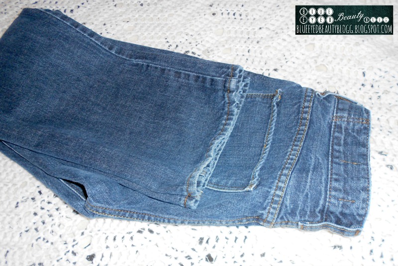 Blue Eyed Beauty Blog Homemaking 101 How To Properly Fold Jeans