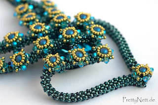 Beaded necklace "Lady Malvasia" - Design by PrettyNett.de