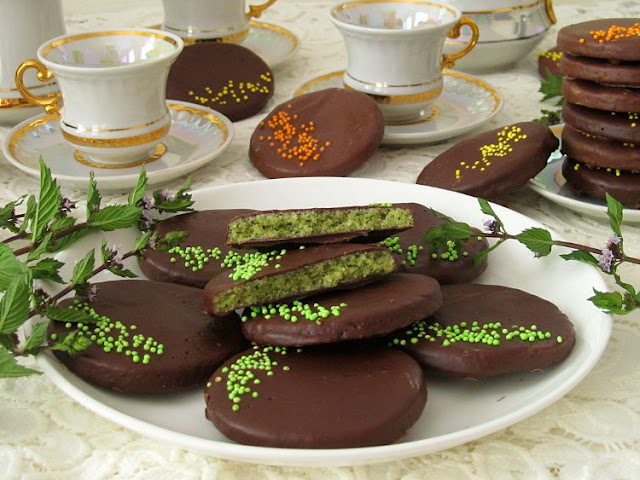 Мятное печенье в шоколаде (Mint cookies in chocolate)