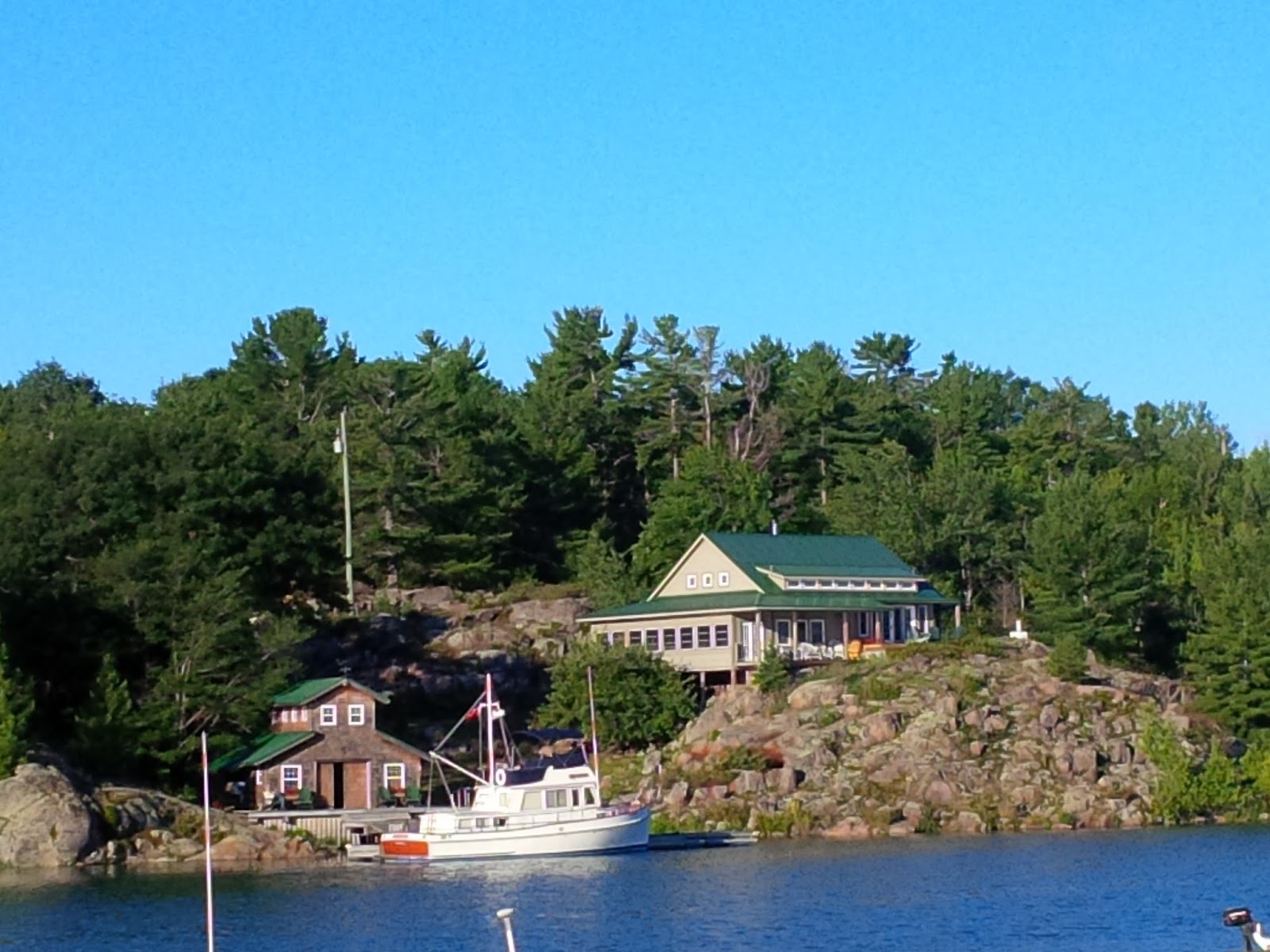 Offgrid Life The Lodge at Killarney Ontario