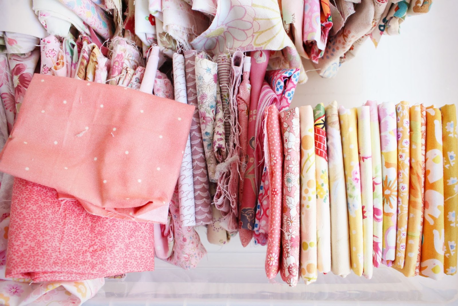 Roxy Creations Folding fabric tutorial