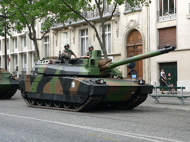 MBT LeClrec Perancis