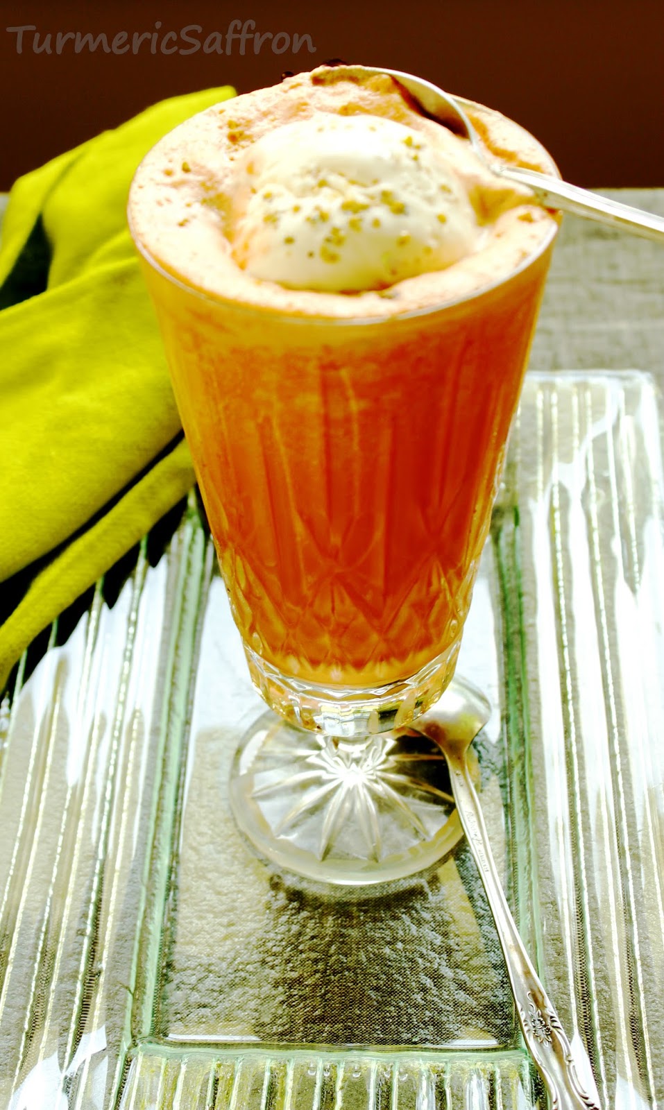 Turmeric & Saffron AbHaveej Bastani Persian Carrot Juice and