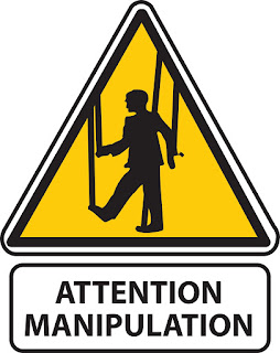 L'expérience de Milgram est une expérience de psychologie réalisée entre 1960 et 1963 par le psychologue américain Stanley Milgram. Cette expérience cherchait à évaluer le degré d'obéissance d'un individu devant une autorité qu'il juge légitime et à analyser le processus de soumission à l'autorité, notamment quand elle induit des actions qui posent des problèmes de conscience au sujet.