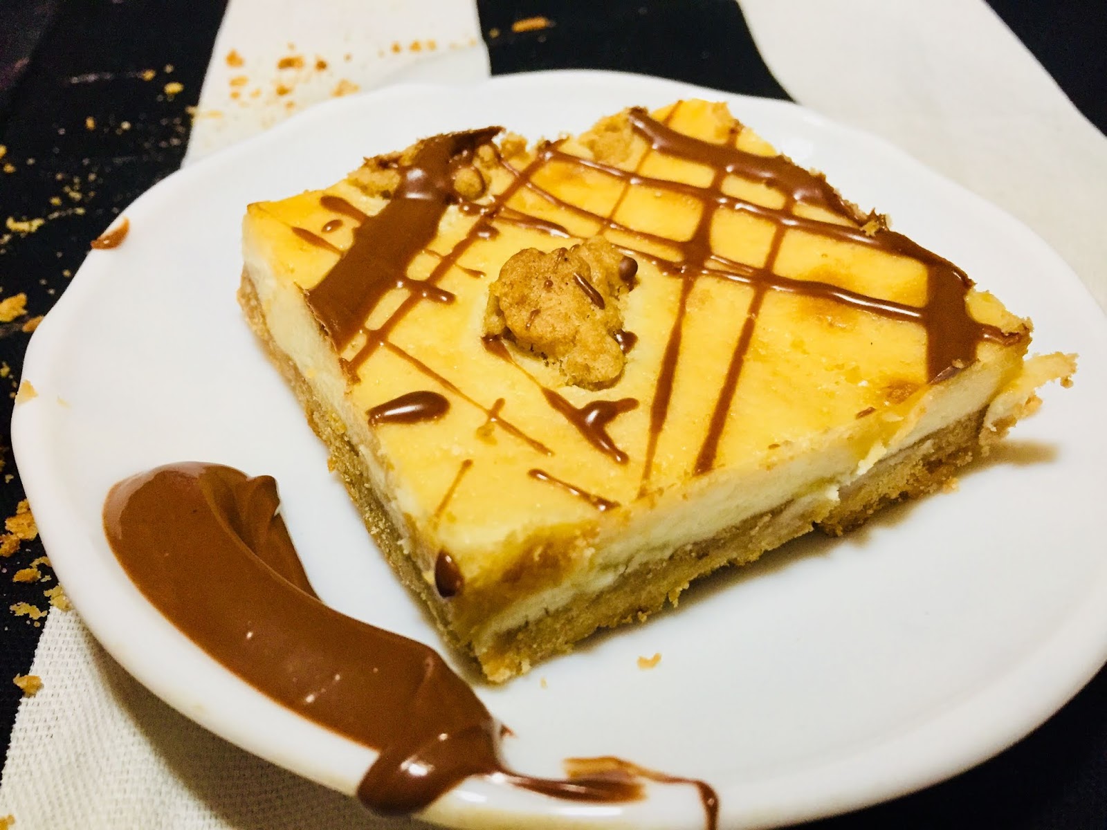 Peanut Butter Cookie Cheesecake Bars