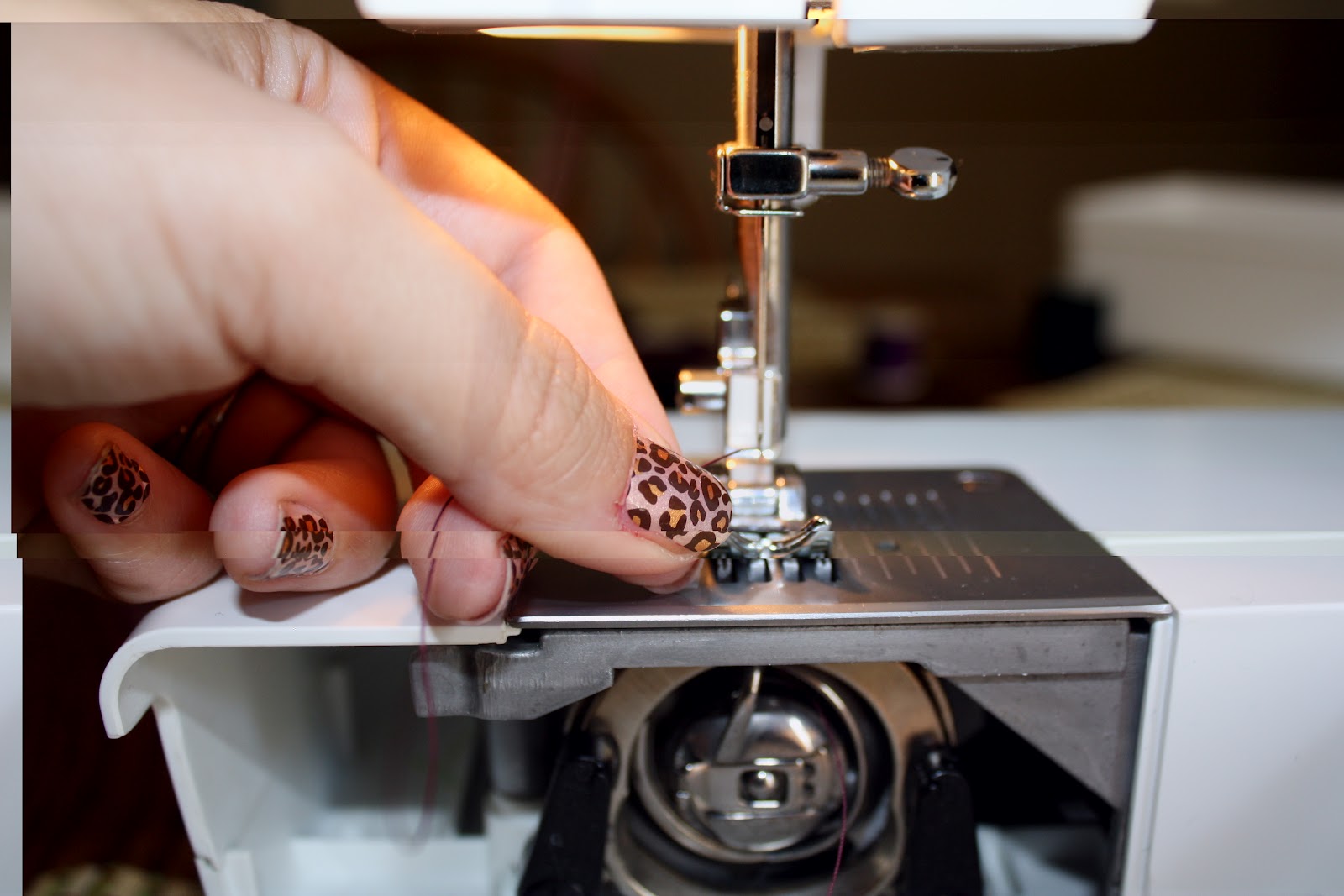 Crafty Momma: Sewing - How to thread a sewing machine
