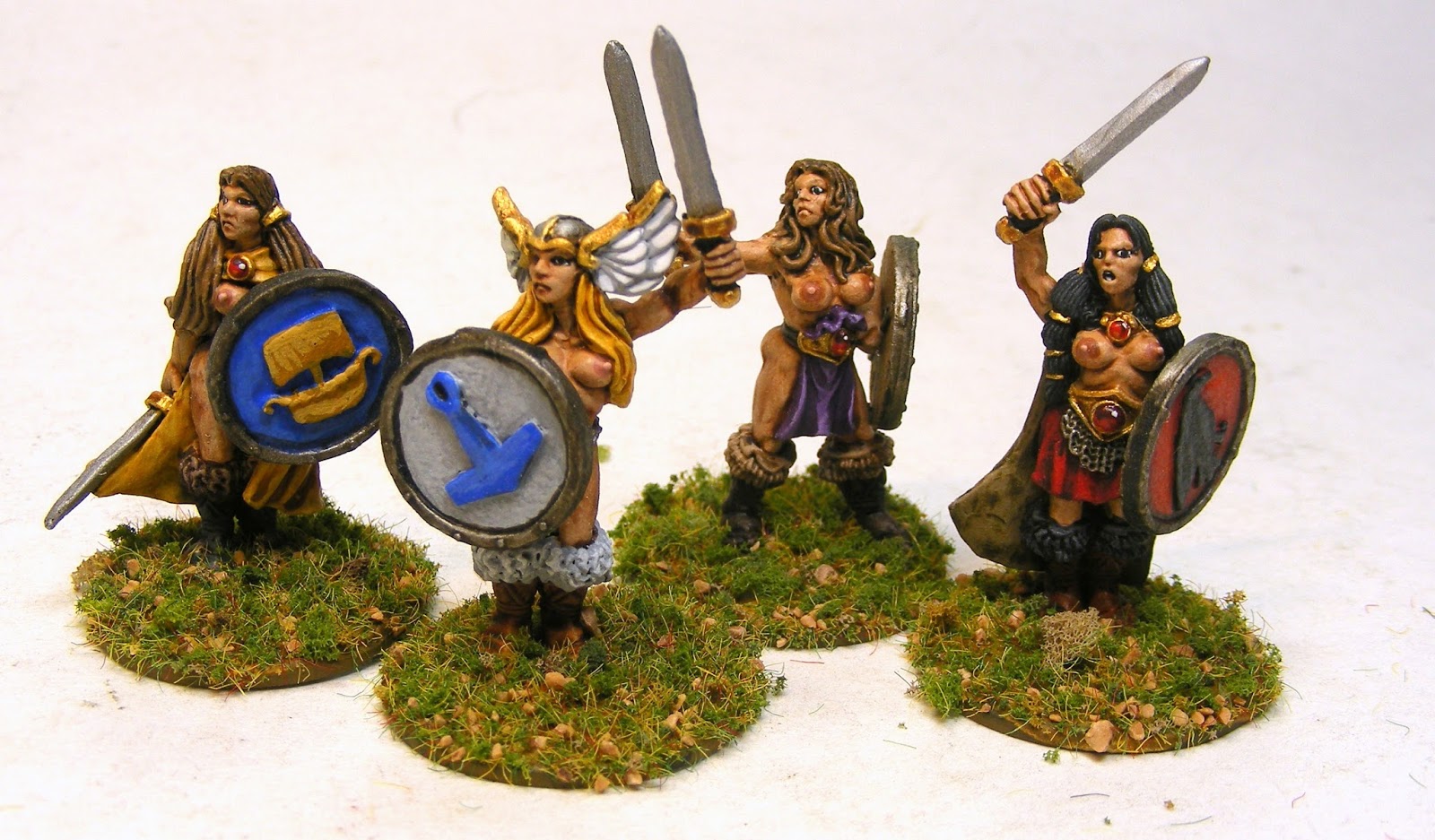 Evil Bob's Miniature Painting Vikings! 28mm Viking Band