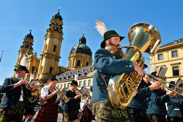 Celebrating Oktoberfest in Germany. Photo: © German National Tourist Office. Unauthorized use is prohibited.