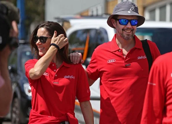Crown Princess Mary and Crown Prince Frederik with their children are having their Christmas holiday in Australia