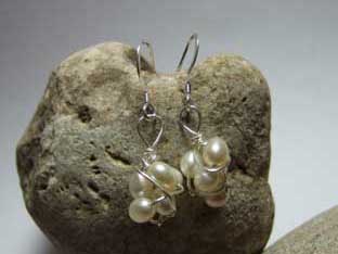  Pearl earrings