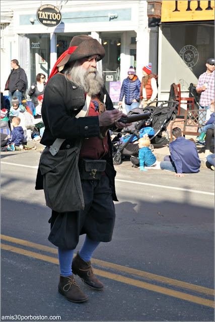 Piratas en el Desfile de Acción de Gracias de Plymouth