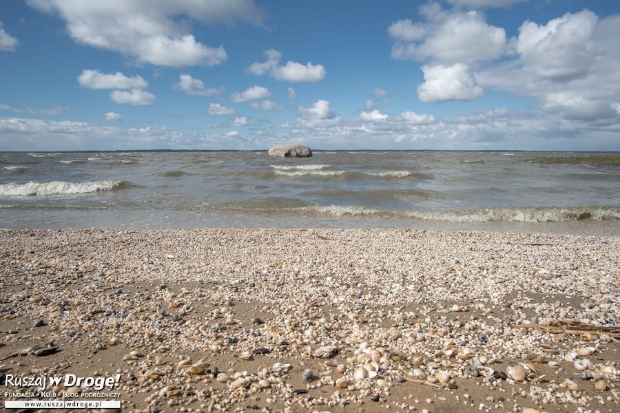 Plaża przy Świętych Kamieniu w Tolkmicku