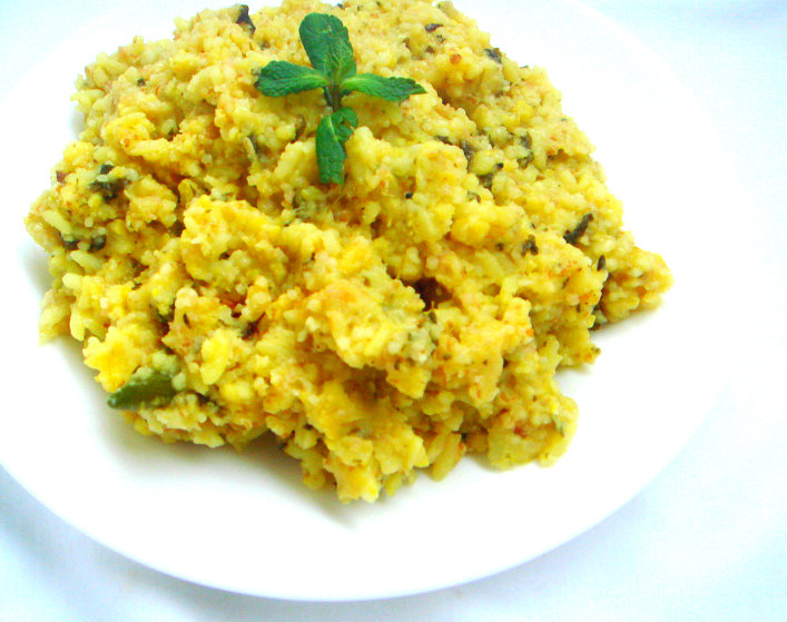 Priya's Versatile Recipes Mixed Grain & Drumstick Leaves Dal Bath