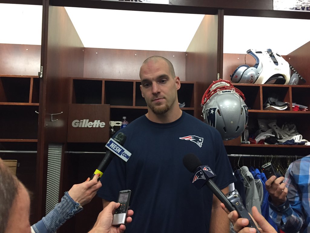 Patriots add depth to offense by signing exBengals tight end