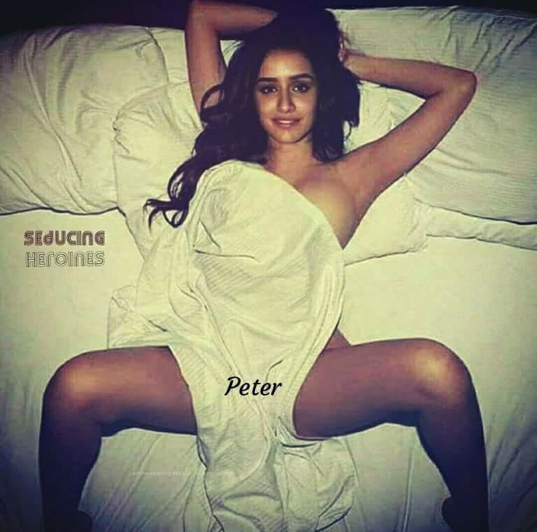 shraddha kapoor hot in bikini