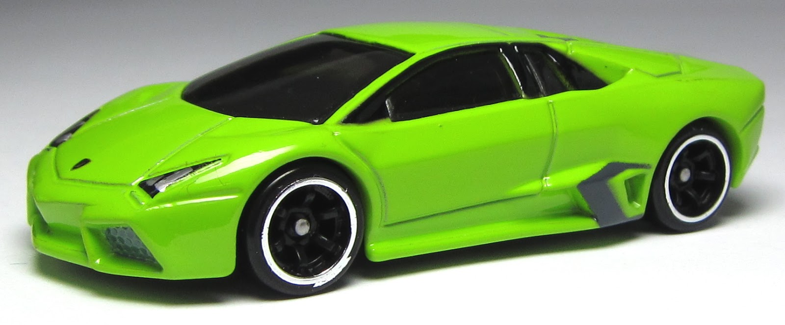 Lamborghini reventon hot wheels