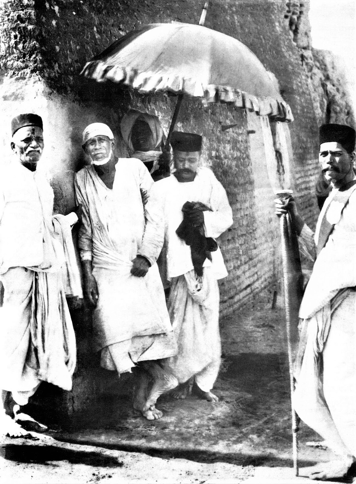 Sathya Sai with Students: Sri Sathya Sai On: Shirdi Sai Baba (Last ...