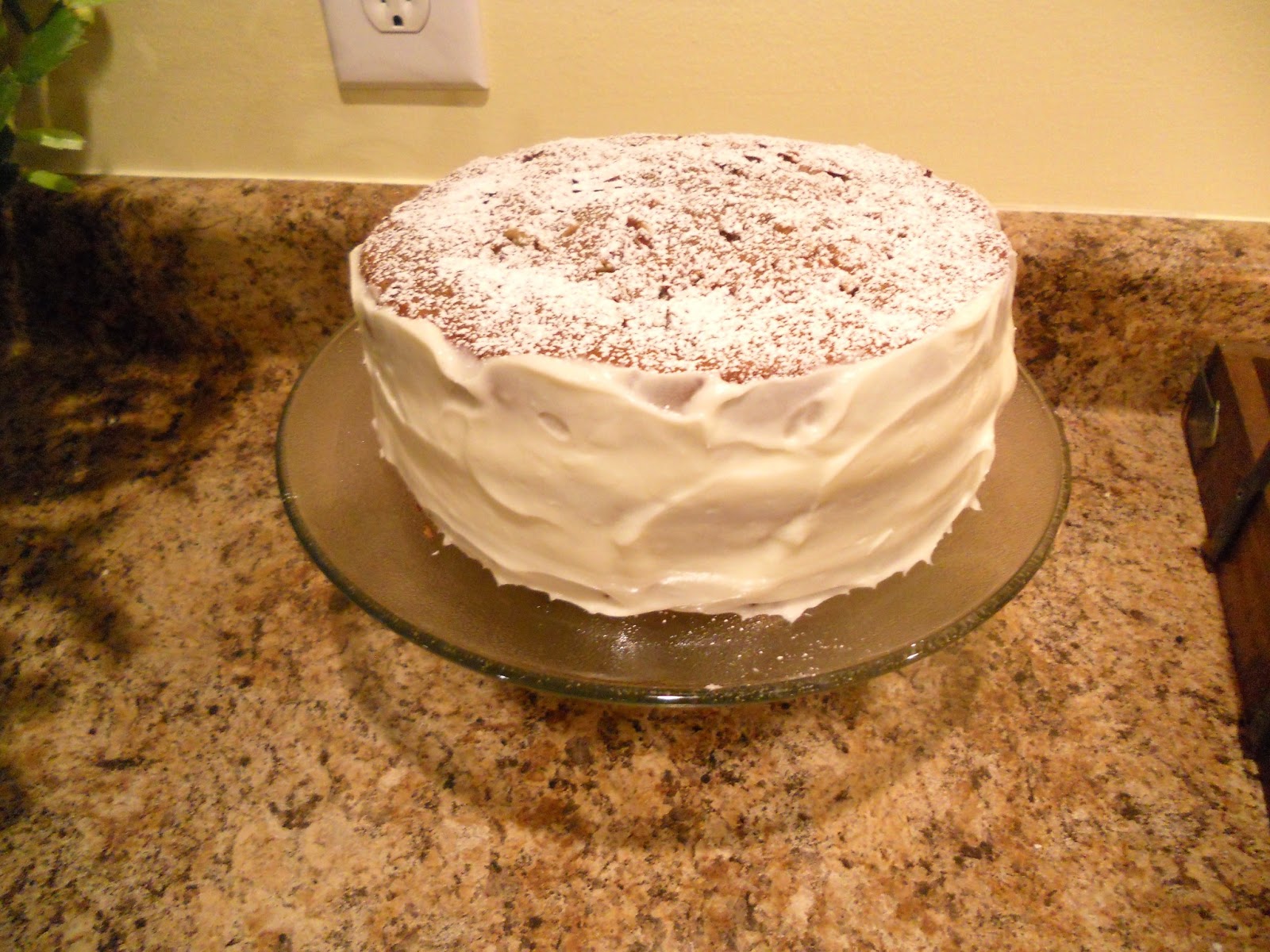Delicious Dishes : Finder's Keeper's Cream Cheese Frosted Cake