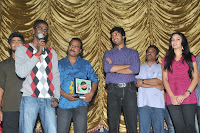 Madatha Kaja Movie platinum disc