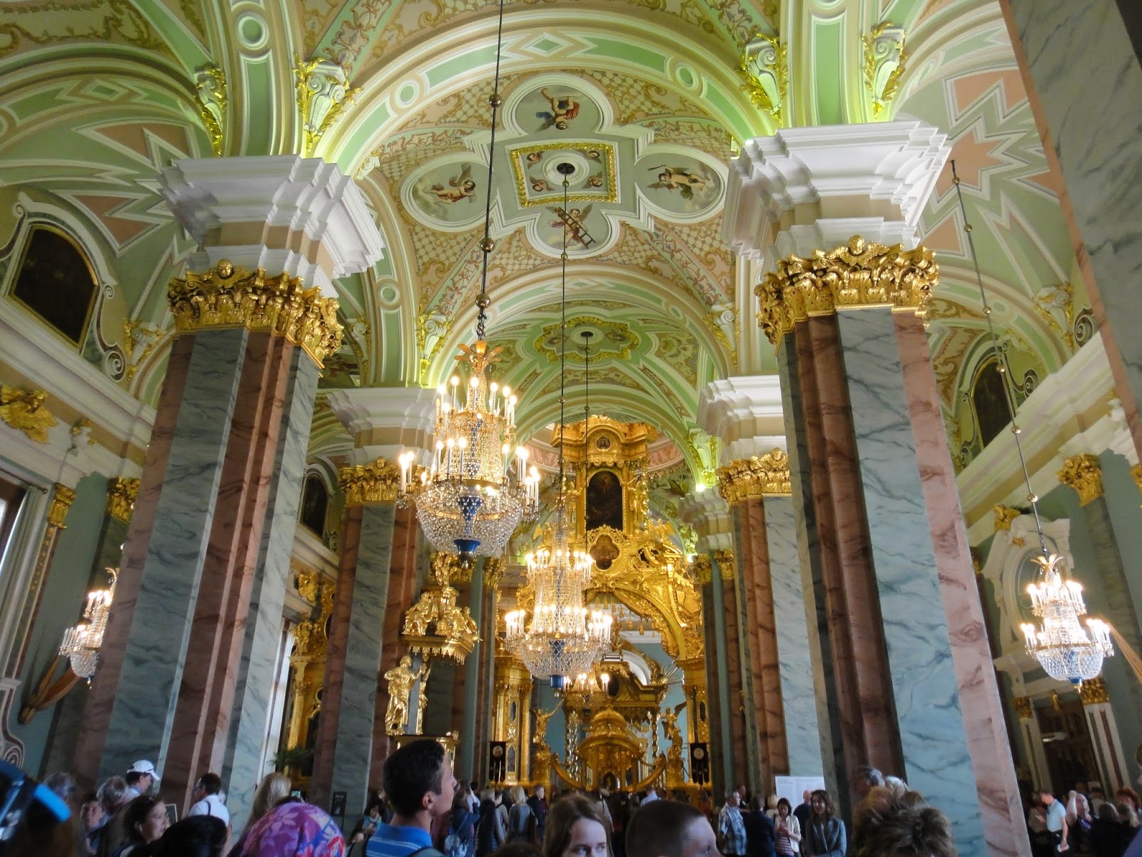 Петропавловский собор внутри