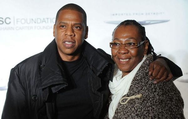 [Image: Jay-Z-mother-Gloria-Carter-GettyImages-1...20x584.jpg]