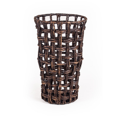 shell and chinoiserie: Seaside style with an Eastern accent