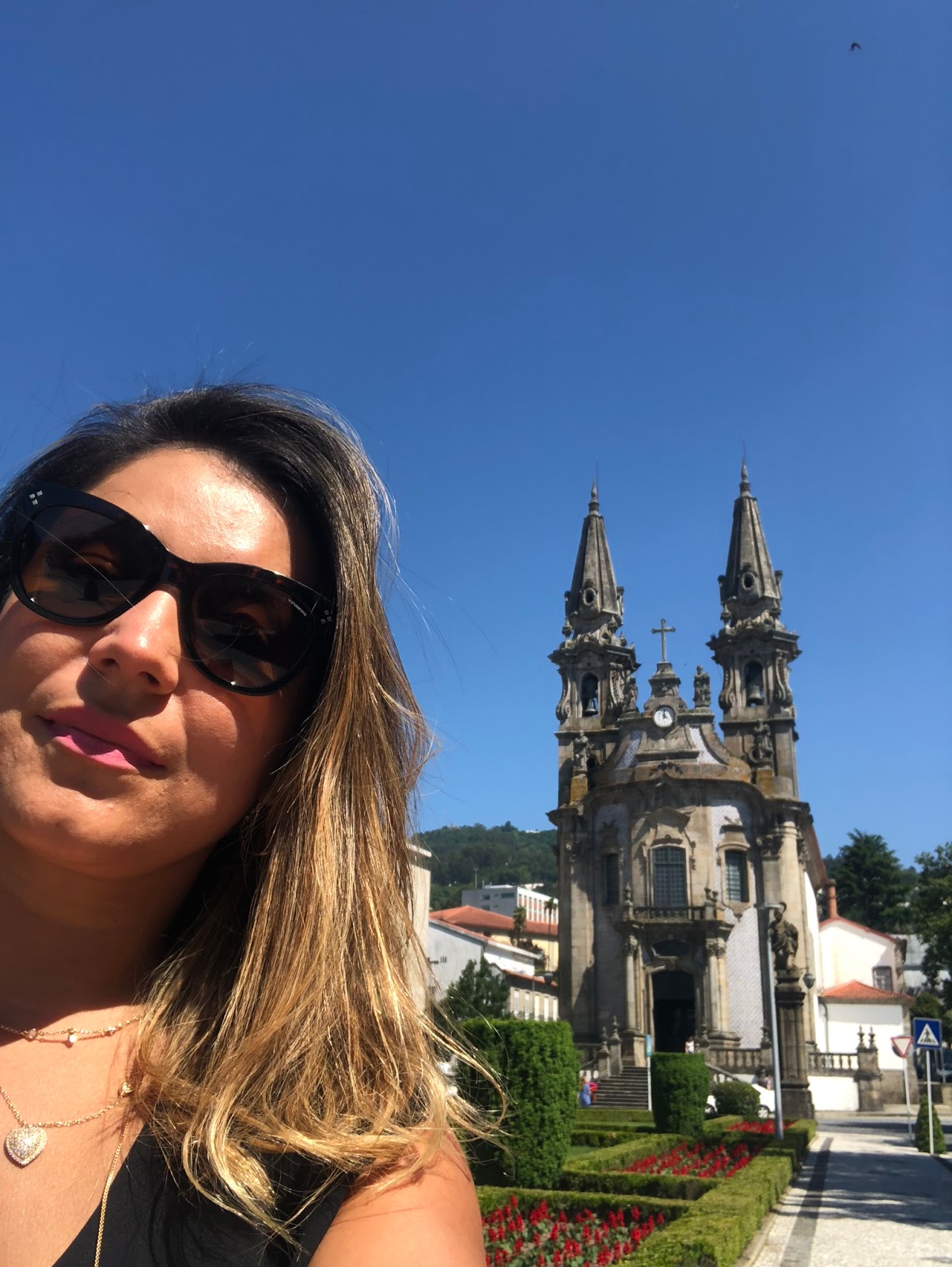Braga e suas belezas, e Guimarães, com mais de mil anos de história em Portugal