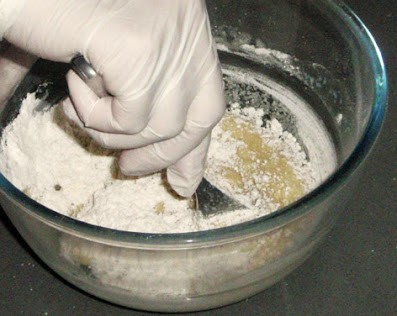 elaboración de masa casera para empanada 2