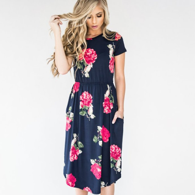 A Wise Woman Builds Her Home: Feminine Favorites: Floral Dresses & More!