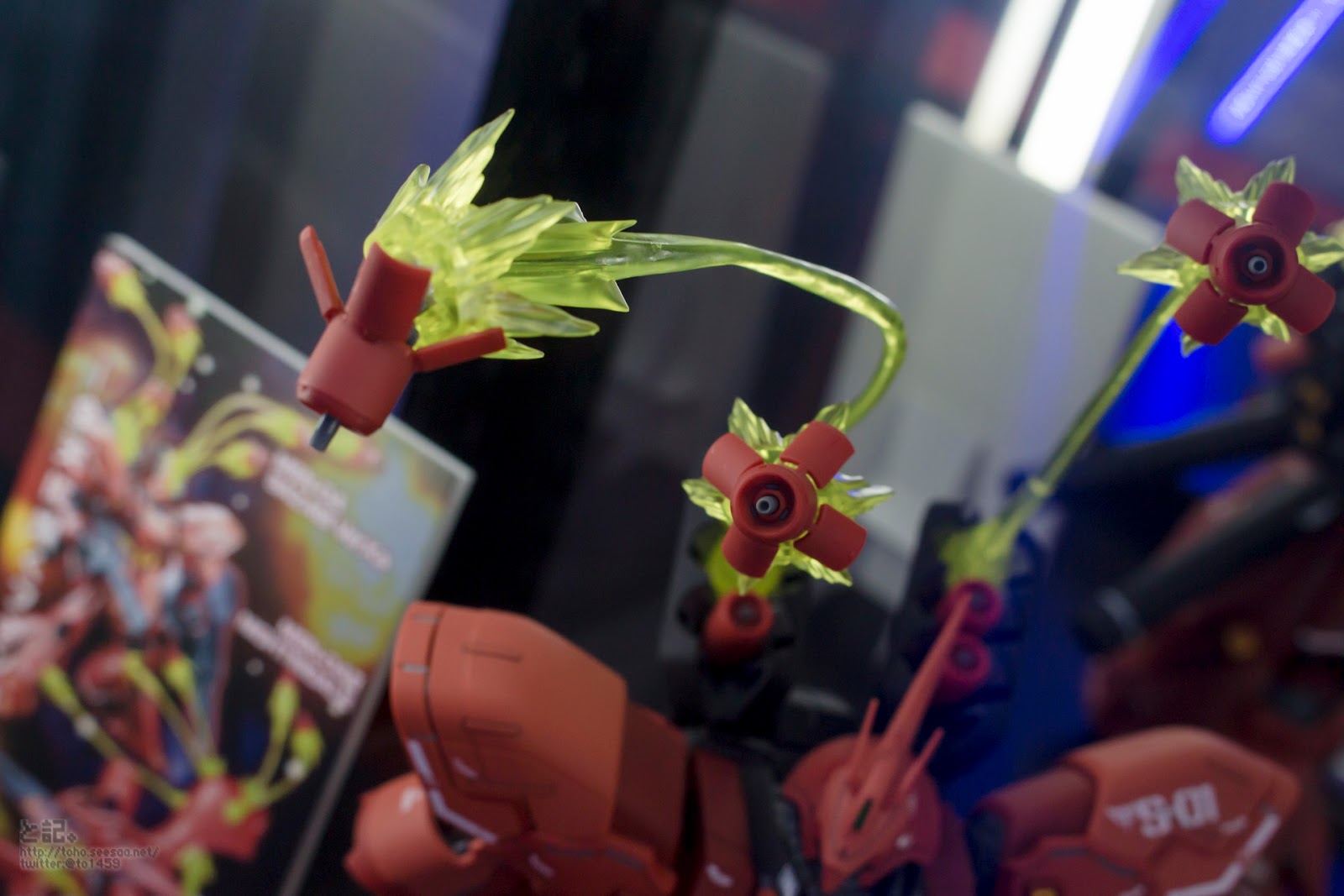 GUNDAM GUY PBandai Exclusive MG 1/100 Sazabi Ver Ka & RE/100