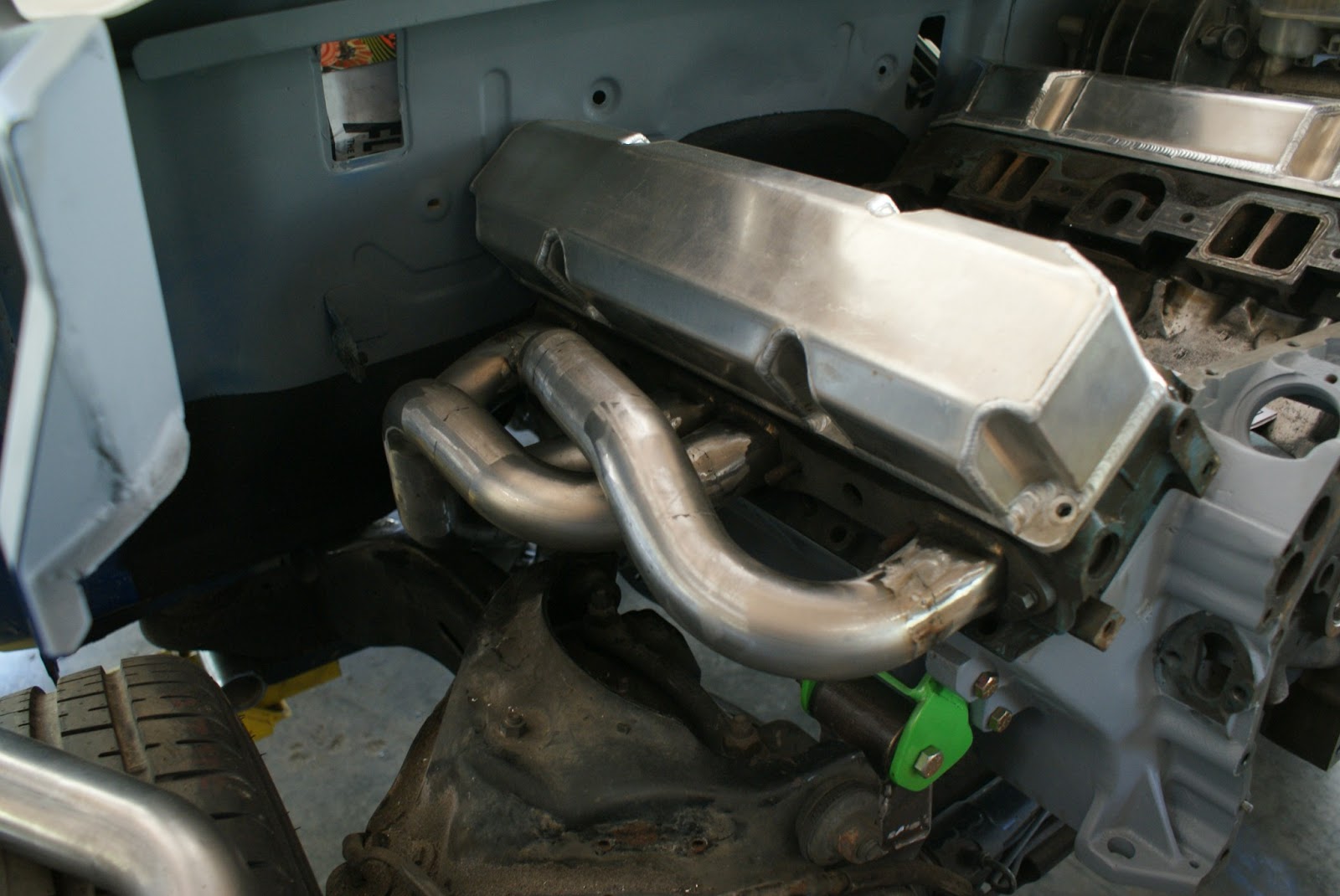 peck-s-customs-custom-headers-on-dodge-440