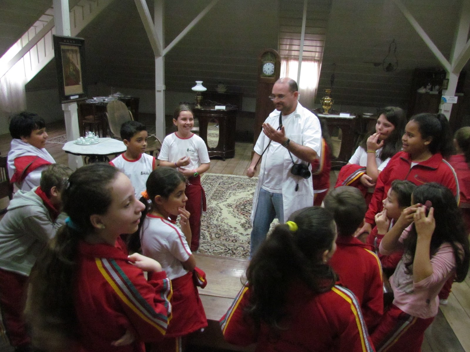 Aprendendo no Museu: Visita da Escola Augusta Knorring 12/06/2013