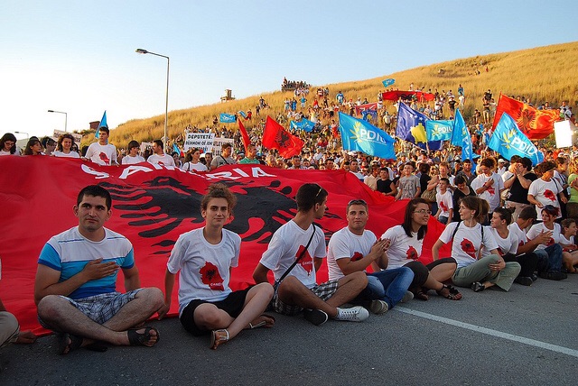 Προκαλούν πάλι την Ελλάδα οι Αλβανοί εθνικιστές