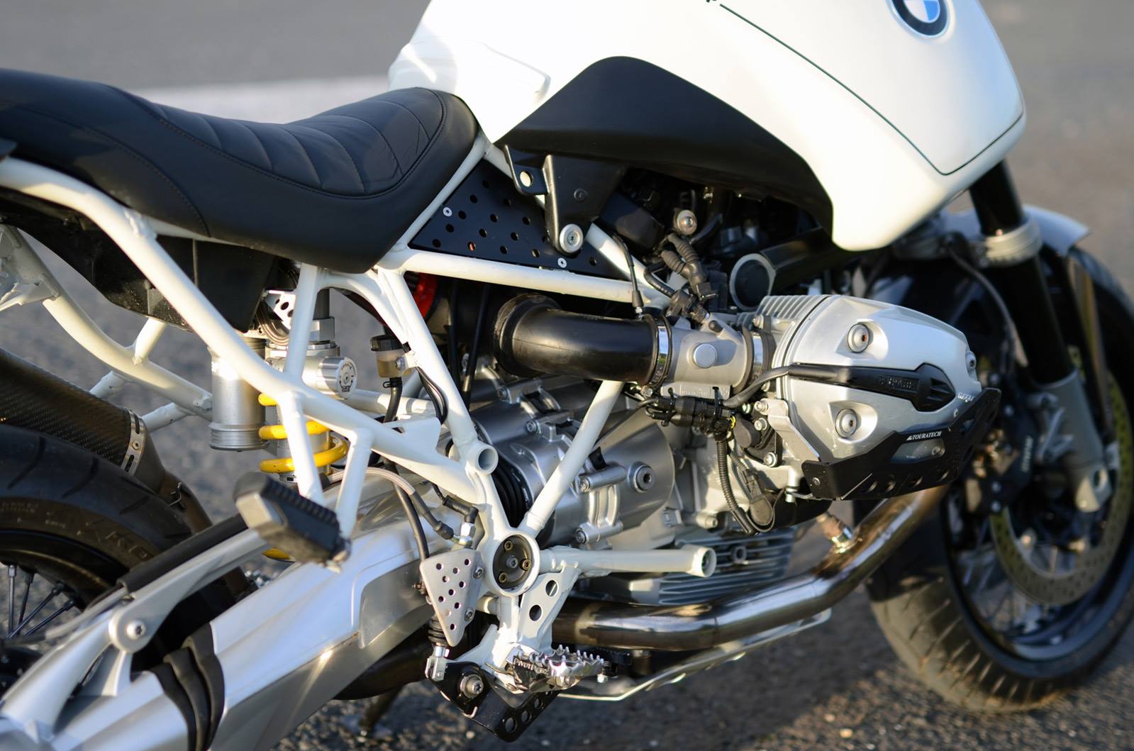 BMW r1200r вид сверху