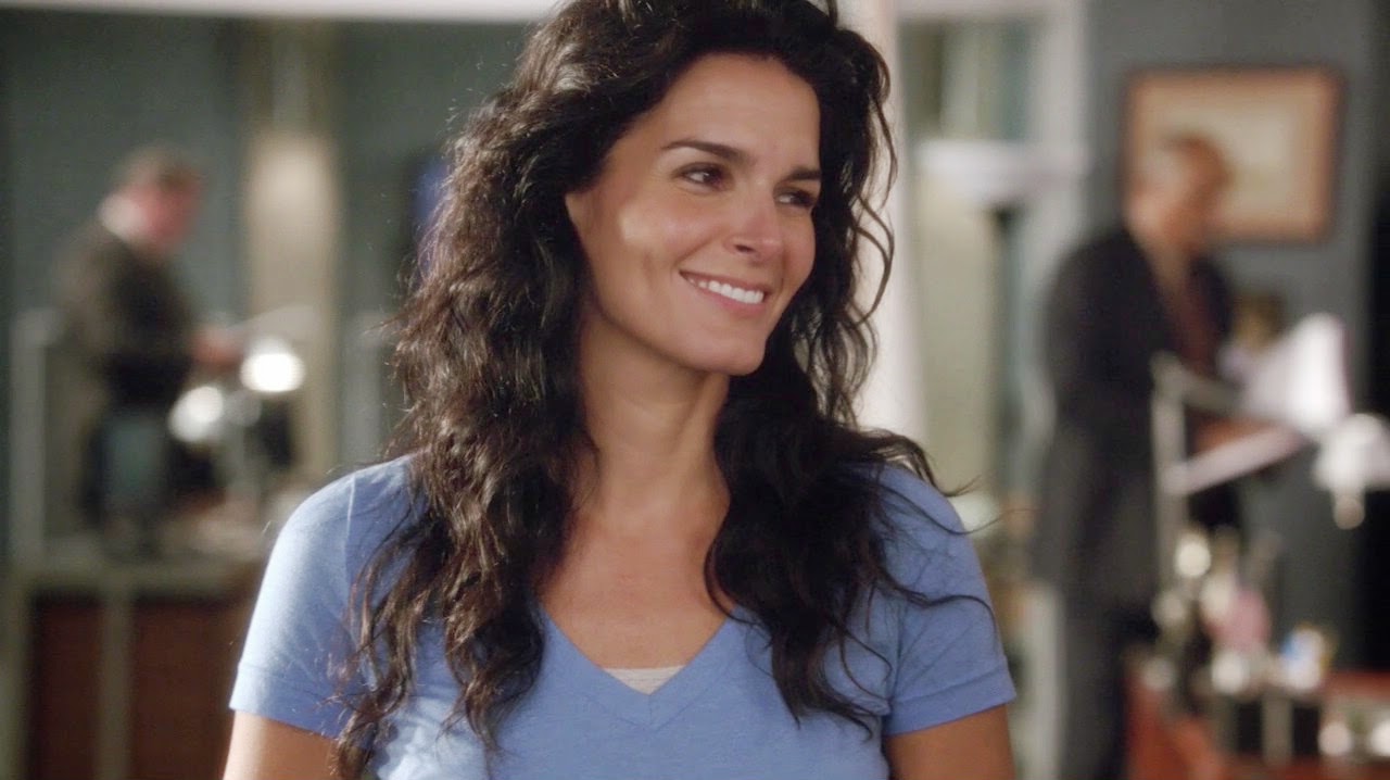 The Little White House On The Seaside Rizzoli, Isles & the kitchen