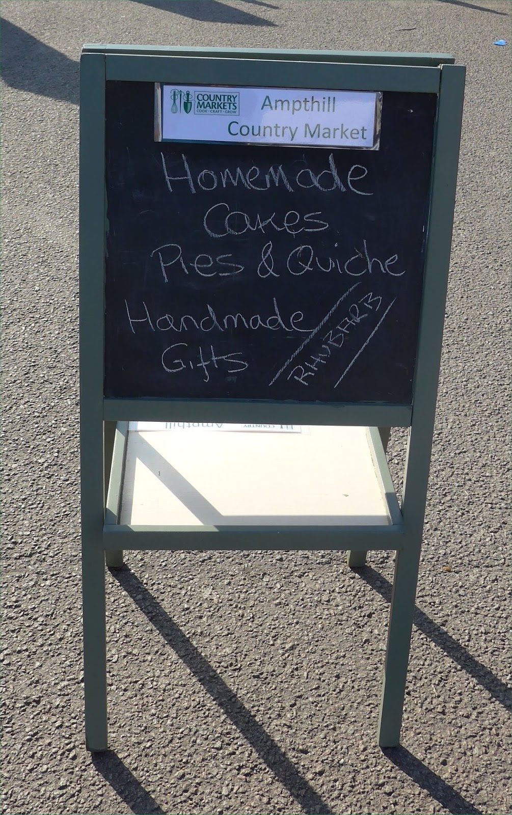 Reuse and repurpose Chalkboard My Chat & That