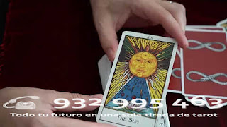 Llama ahora para una lectura de tarot. TAROT