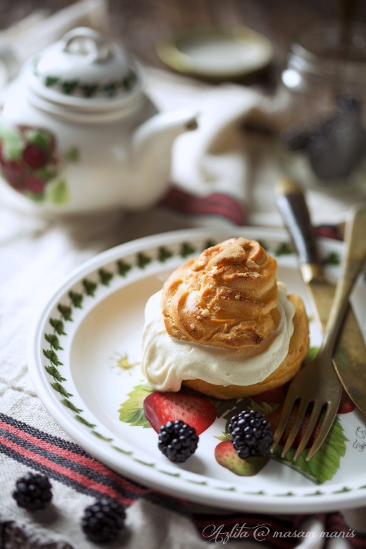 JAPANESE CRISPY CREAM PUFF - masam manis