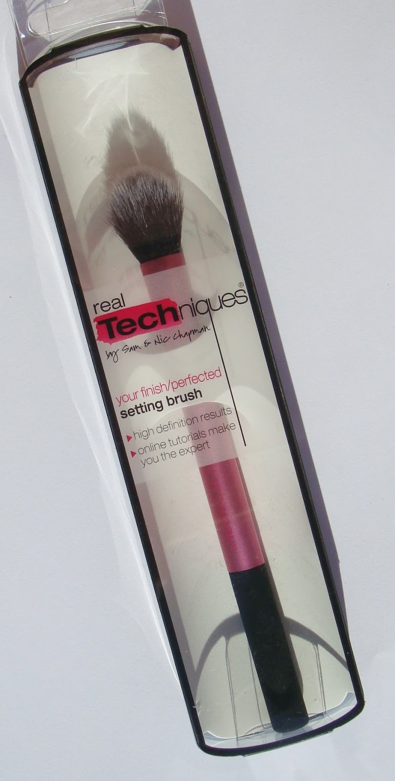 little white truths Real Techniques Setting Brush review
