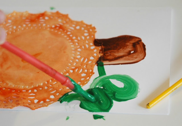 Fall pumpkin craft for preschool kids