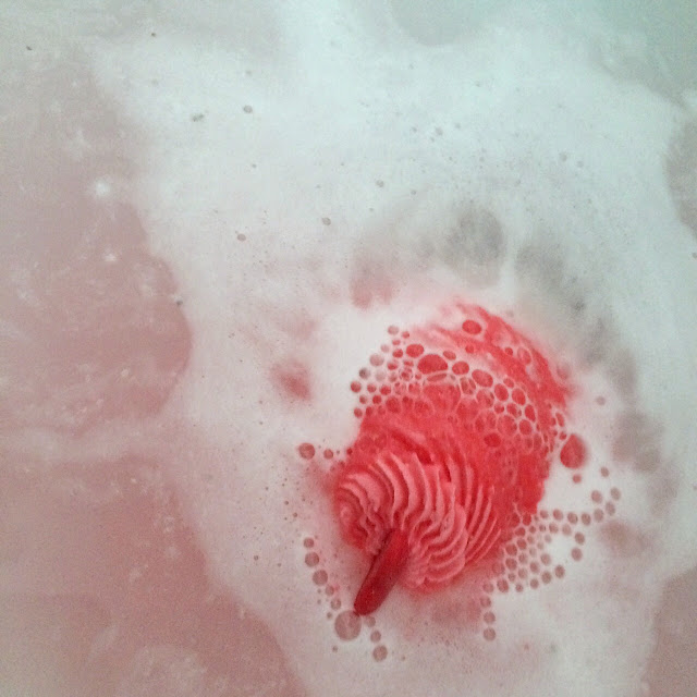 Jewel Candle Bath Bomb Cupcake And Soap Review 