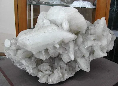 The largest Colemanite in the world , World's Largest Crystals II